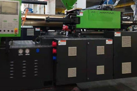 塑料注塑機(jī)的輔助設(shè)備有哪些?京瓊介紹!