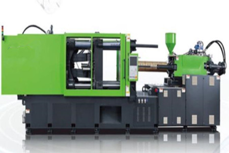 大型二板注塑機應(yīng)該如何正確使用？